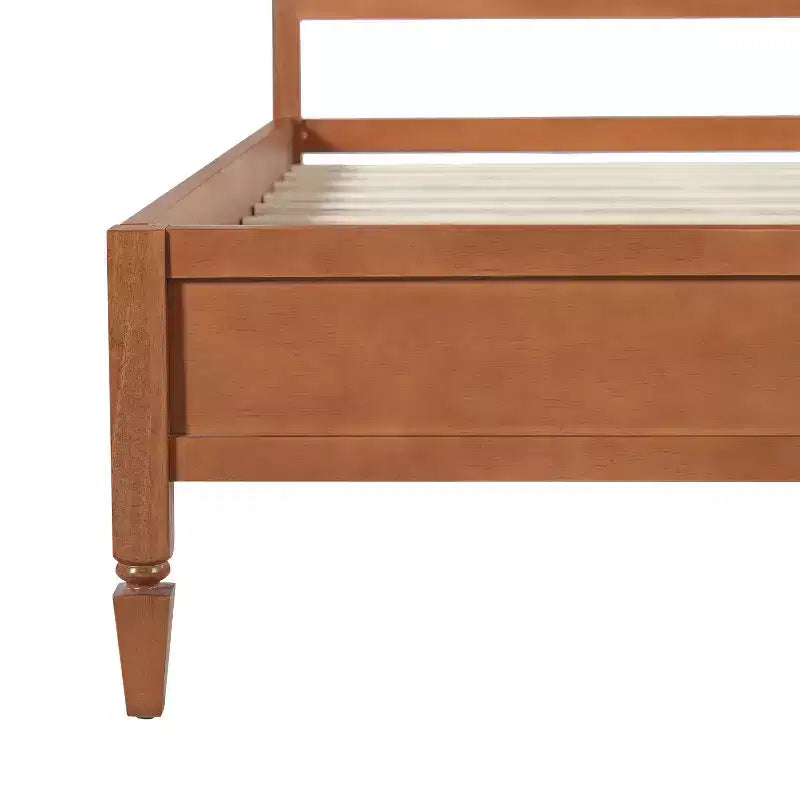 Struttura letto a piattaforma matrimoniale/king size con testiera a pannelli classica - ModernLuxe