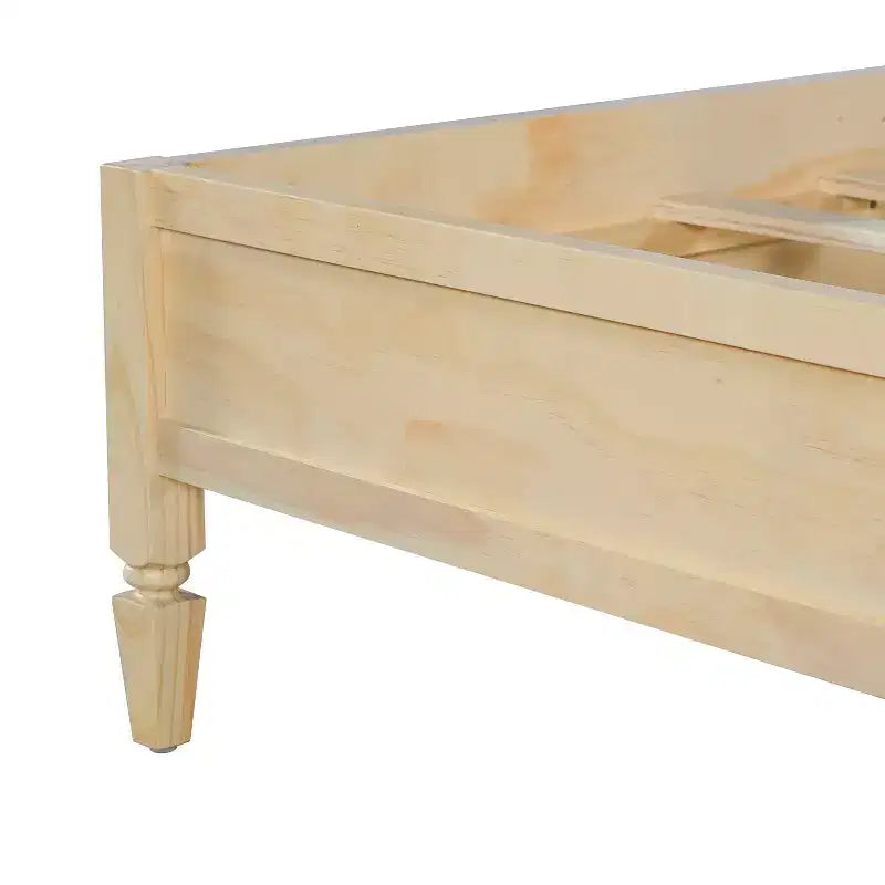 Struttura letto a piattaforma matrimoniale/king size con testiera a pannelli classica - ModernLuxe